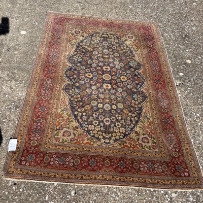 20th-century signed HEREKE silk rug, 175 cm x 120 cm. 