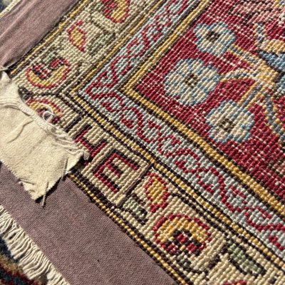 20th-century signed HEREKE silk rug, 175 cm x 120 cm. 
