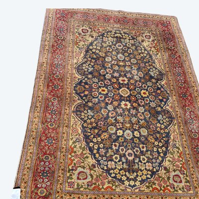 HEREKE-Seidenteppich aus dem 20. Jahrhundert, 175 cm x 120 cm. 