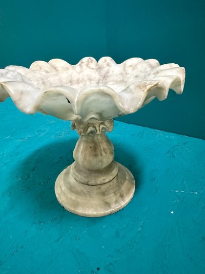Centre de table en marbre du XIXe siècle, 20 x 24 cm