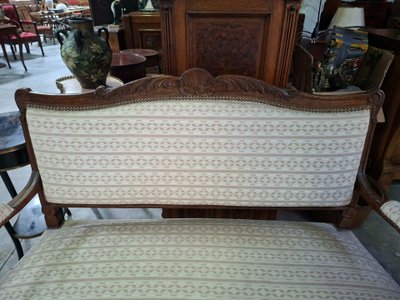 Carved walnut bench – Louis XV style – 19th century 