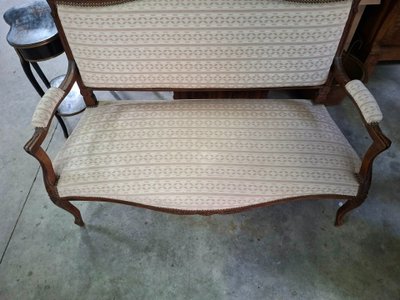 Carved walnut bench – Louis XV style – 19th century 