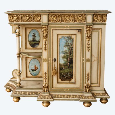 Importante mobile veneziano da appoggio dell'epoca di Napoleone III in legno laccato e dorato 