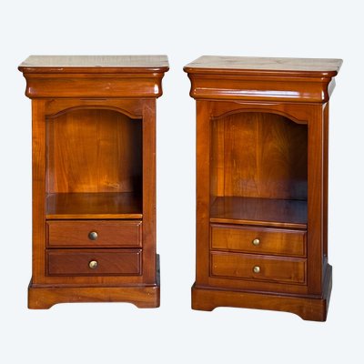 Pair of modern nightstands