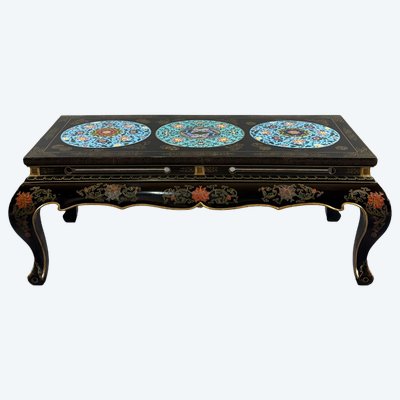 Black-lacquered wooden coffee table with cloisonné and polychrome decoration, 20th century