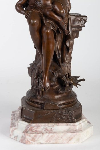 Auguste Dewever, Bronzo raffigurante una donna e un amorino, periodo Napoleone III
