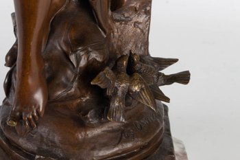 Auguste Dewever, Bronzo raffigurante una donna e un amorino, periodo Napoleone III
