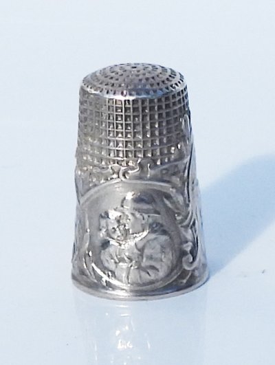Solid silver thimble, "The Thimble of Victory," early 20th century, signed Lasserre