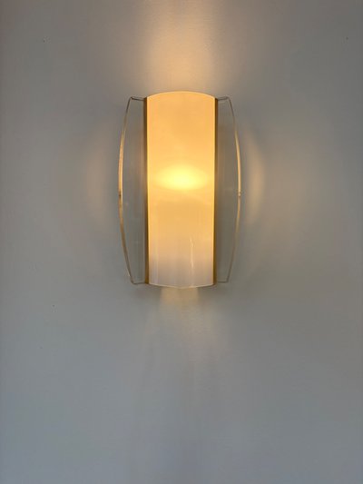OPALINE AND GLASS WALL SCONCE, ITALY, CIRCA 1970.