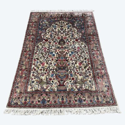 Handmade Iranian wool and silk rug - 1.87 m x 1.23 m