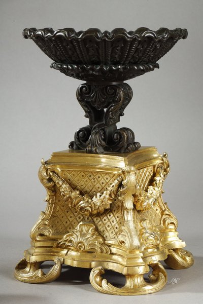 PAIR OF GILT AND PATINATED BRONZE CUPS, 19TH CENTURY