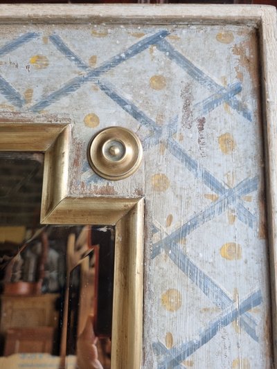 Pair of beveled mirrors 