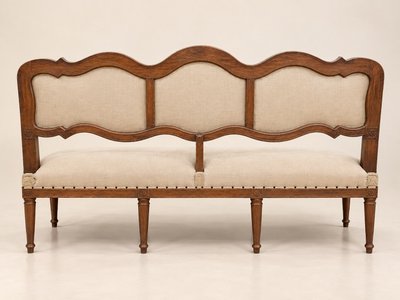Sofa Epoche Ludwig XVI – Modell mit Aalköpfen – Geschnitztes Nussholz