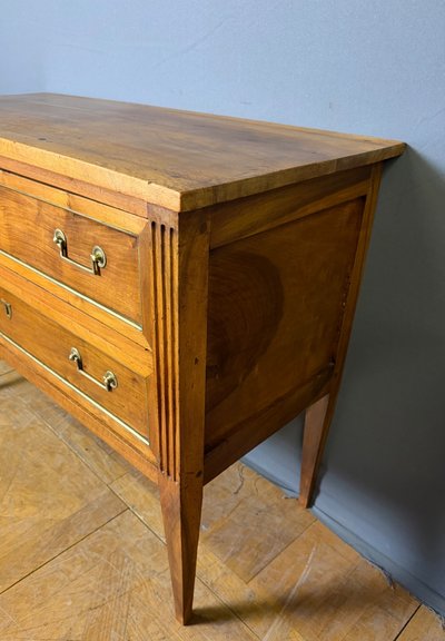 Commode Sauteuse Louis XVI en Noyer