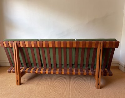 BENCH BY BORGE MOGENSEN FOR STOLEFABRIK, DENMARK, CIRCA 1960.