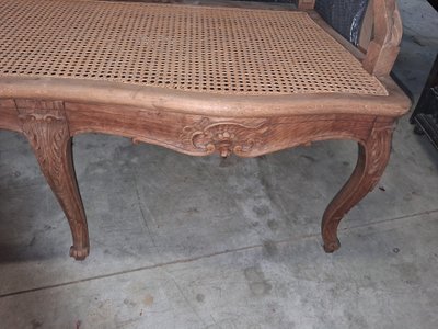 Louis XV-style rattan bench – Carved walnut – 19th century