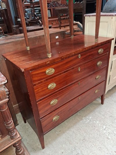 Commode Anglaise de style Louis XVI – Fin XIXe siècle