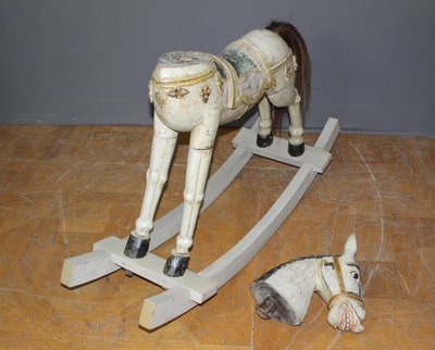 Cheval à Bascule en Bois Sculpté Polychrome début XXe