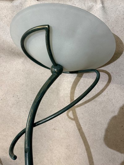 Stehlampe aus Schmiedeeisen