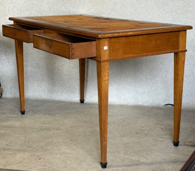 Schreibtisch mit 2 Schubladen