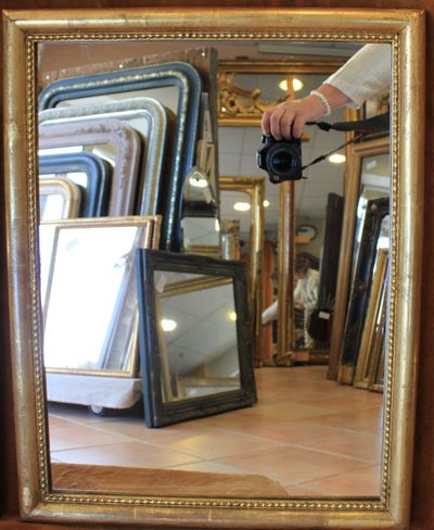 Pair of Rectangular Gold-Leaf Mirrors with Beaded Half-Round Molding, 44 x 56 cm