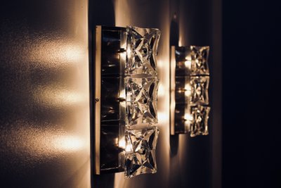 Wall lights in crystal and steel, Kinkeldey publisher.