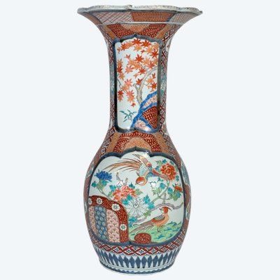 Large Japanese Arita porcelain vase with Imari decoration, 19th century