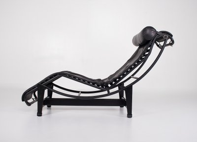 Chaise longue LC4, Édition Cassina.