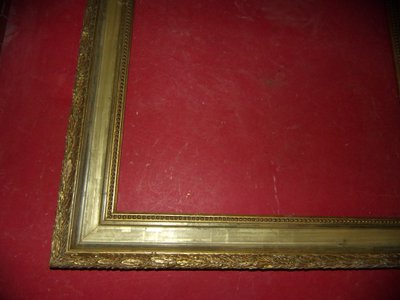 19th-century frame, in gilded wood.