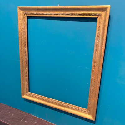 Antique 19th century gold leaf frame with floral engraving. External dimensions 92 x 78 cm (usable 77.50 x 78 cm).