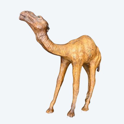 Dromadaire en cuir brun – Sculpture animalière ancienne