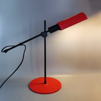 1970 Beautiful red table lamp by Veneta Lumi. Made in Italy