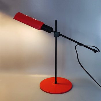 1970 Beautiful red table lamp by Veneta Lumi. Made in Italy