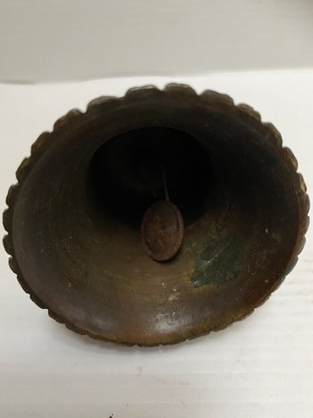 CLOCHETTE EN BRONZE 