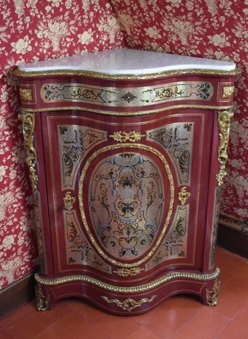 Coppia di cassettoni ad angolo intarsiati a Boulle Fine Ottocento