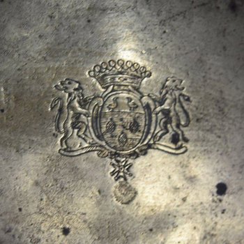 17th Century Toilet Service In Bronze Coat Of Arms