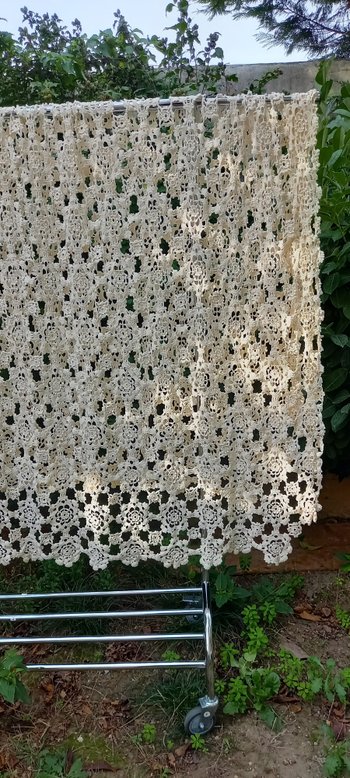 Copriletto in pizzo antico/anni '70
