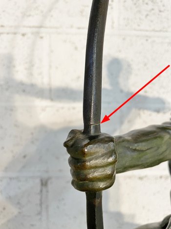 Art Déco in bronzo con patina verde "arciere" di Victor DEMANET