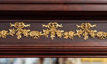 Eine Ausstellung Vitrine Stil Louis XVI Napoleon III Zeit