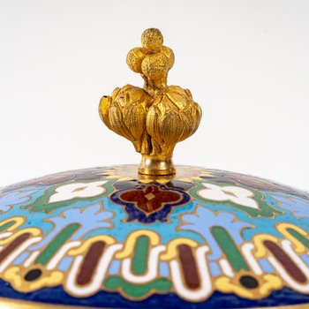 Scatola per gioielli in bronzo e smalto cloisonné Fine del XIX secolo