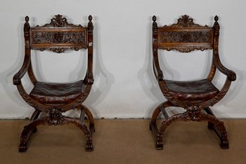 Coppia di importanti poltrone Dagobert, Curule, stile rinascimentale - Fine XIX secolo