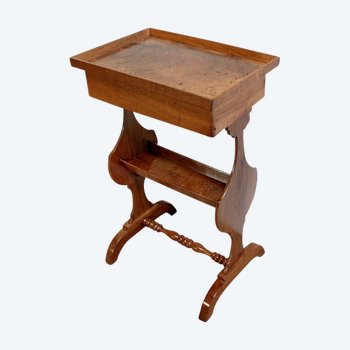 Small Walnut Pocket Table - Mid 19th century