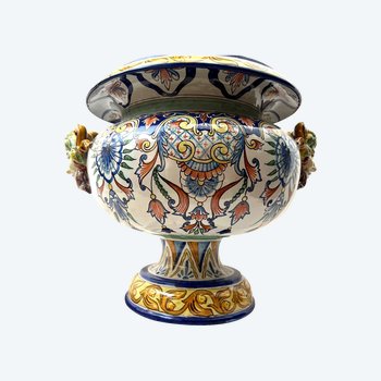 Large Medici vase in Nevers earthenware signed 19th century