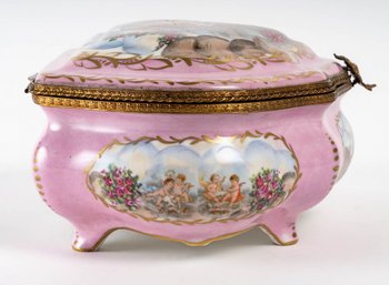 Boite à Bijoux En Porcelaine Rose De Style Sèvres