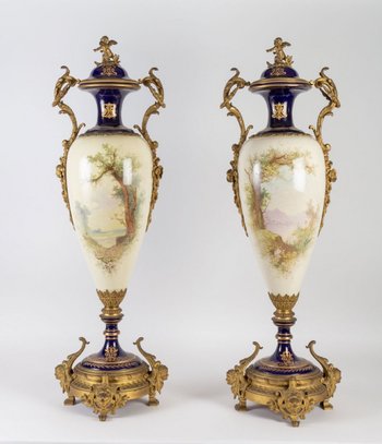 Pair Of Very Fine Porcelain Vases From Sèvres 19th Century