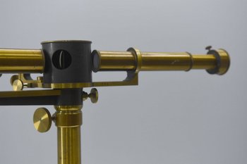 Scientific Instrument: J. Dubosq XIXth Spectrometer