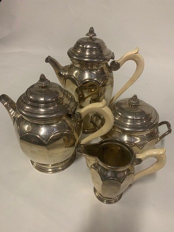 Servizio da tè e caffè in argento del XIX secolo