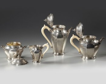 Servizio da tè e caffè in argento del XIX secolo