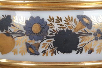 Service dit "verre d'eau" en opaline à décor Desvignes, Charles X