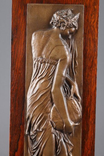 Coppia di bassorilievi, "Donne che trasportano acqua".